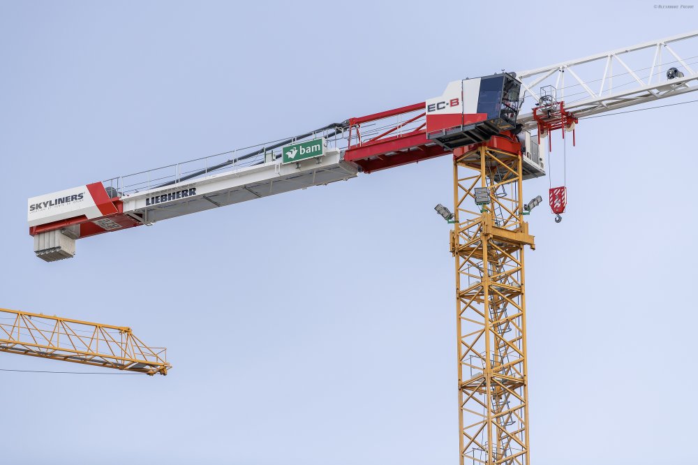 Аренда башенного крана 12 т — Liebherr 370 EC-B 12 Fibre